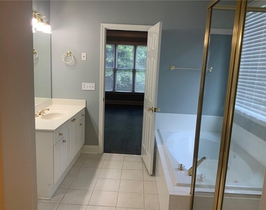 1762 Shady Hill Road Ne - Photo Thumbnail 27