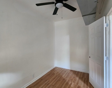 2646 W Cullerton Street - Photo Thumbnail 6
