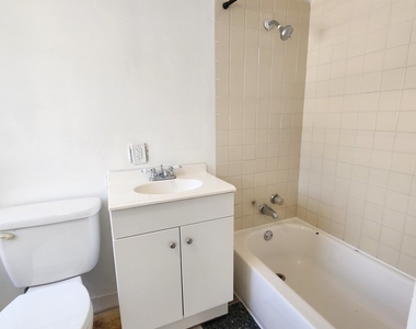 2646 W Cullerton Street - Photo Thumbnail 7