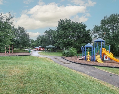 1245 Tuscany Drive - Photo Thumbnail 18