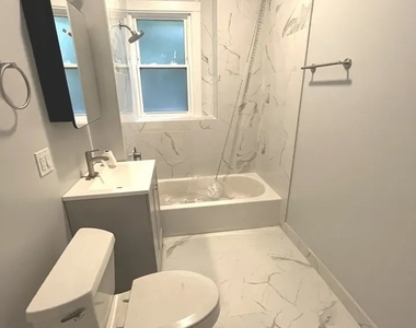 1119 Garnett Place - Photo Thumbnail 2