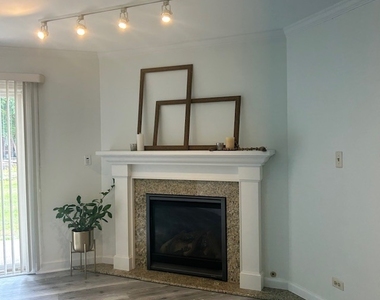 1753 Plymouth Court - Photo Thumbnail 3