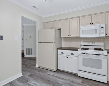 1753 Plymouth Court - Photo Thumbnail 7