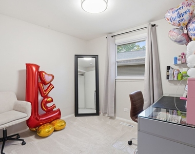 125 Bellevue Drive - Photo Thumbnail 9