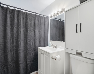 125 Bellevue Drive - Photo Thumbnail 7