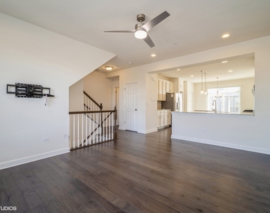 3s565 Camden Street - Photo Thumbnail 1