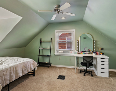 10250 S Turner Avenue - Photo Thumbnail 16