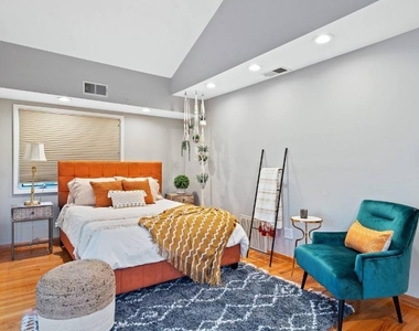 1450 W Webster Avenue - Photo Thumbnail 13