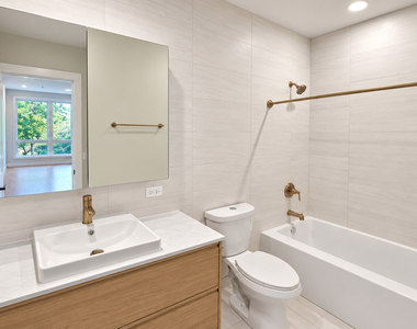 2839 W 24th Boulevard - Photo Thumbnail 6