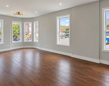 2024 S Ashland Avenue - Photo Thumbnail 3