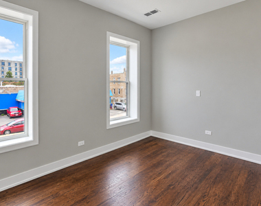 2024 S Ashland Avenue - Photo Thumbnail 9