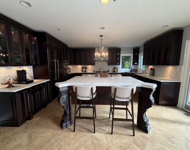 2305 Tennyson Lane - Photo Thumbnail 23