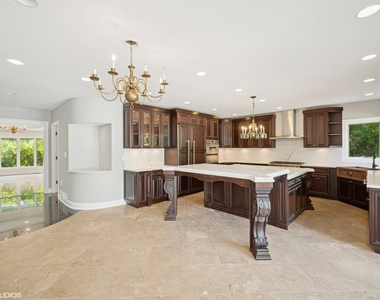 2305 Tennyson Lane - Photo Thumbnail 16