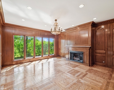 2305 Tennyson Lane - Photo Thumbnail 24