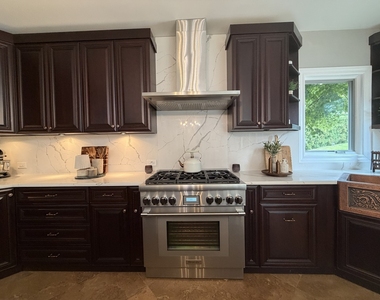 2305 Tennyson Lane - Photo Thumbnail 19