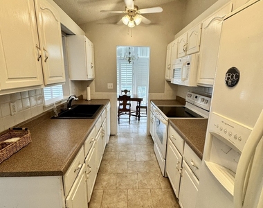 4316 El Rancho Drive - Photo Thumbnail 5