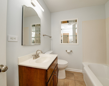 384 S Wolf Road S - Photo Thumbnail 14