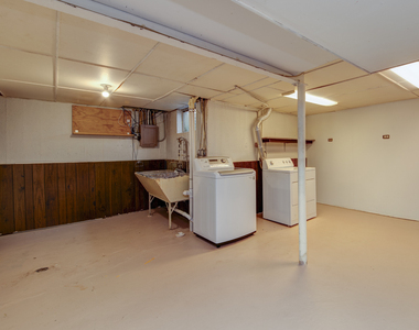 384 S Wolf Road S - Photo Thumbnail 19