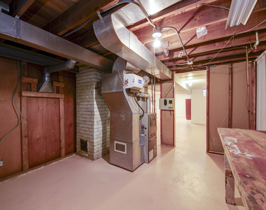 384 S Wolf Road S - Photo Thumbnail 21