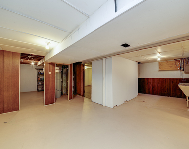 384 S Wolf Road S - Photo Thumbnail 20
