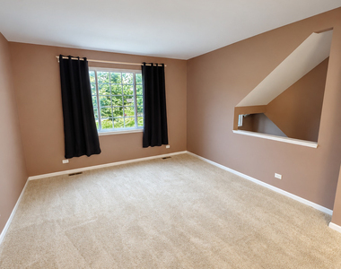 527 Cary Woods Circle - Photo Thumbnail 2