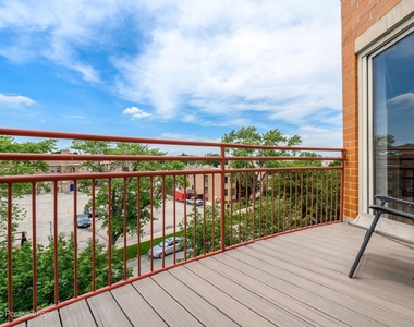 6015 N Mozart Street - Photo Thumbnail 10