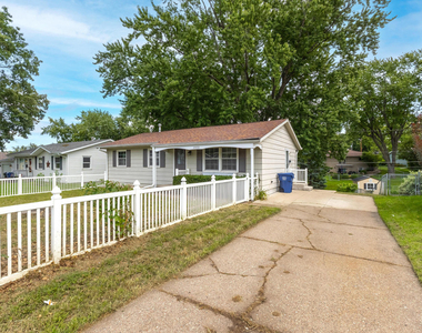 2803 N Pine Street - Photo Thumbnail 1