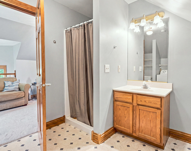 45w235 Hillview Lane - Photo Thumbnail 23