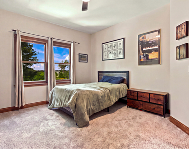 45w235 Hillview Lane - Photo Thumbnail 19