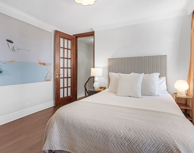 70 E Walton Street - Photo Thumbnail 28