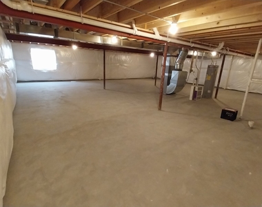 121 Cornerstone Drive - Photo Thumbnail 16