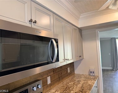 1608 Se 28th Terrace - Photo Thumbnail 6