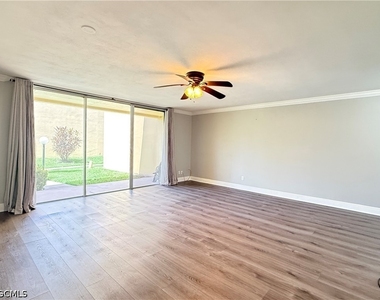 1608 Se 28th Terrace - Photo Thumbnail 2