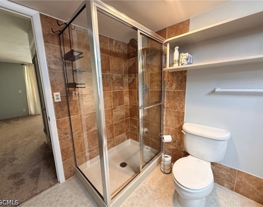 1608 Se 28th Terrace - Photo Thumbnail 22