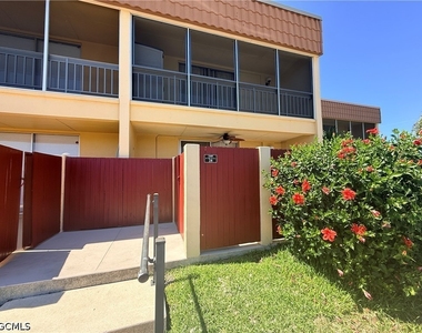 1608 Se 28th Terrace - Photo Thumbnail 30