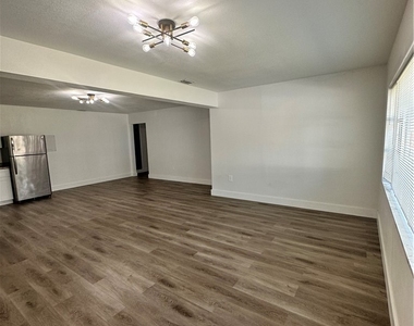 1675 Temple Terrace - Photo Thumbnail 1