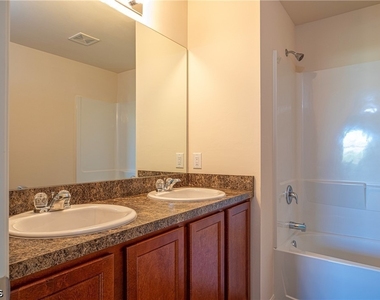 18295 Gibraltar Lane - Photo Thumbnail 10