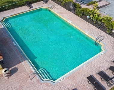 18295 Gibraltar Lane - Photo Thumbnail 19