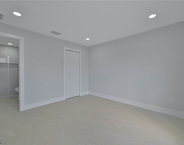 4522 24th Street Sw - Photo Thumbnail 11