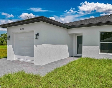 4522 24th Street Sw - Photo Thumbnail 2
