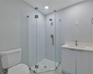 4522 24th Street Sw - Photo Thumbnail 17