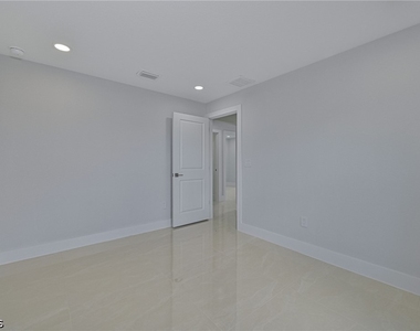 4522 24th Street Sw - Photo Thumbnail 19