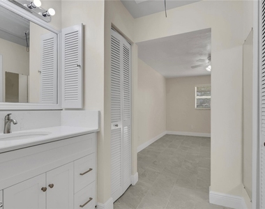 1626 Orchid Boulevard - Photo Thumbnail 14