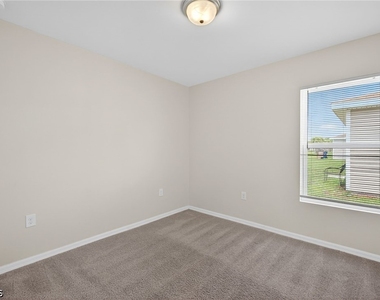 18303 Gibraltar Lane - Photo Thumbnail 17