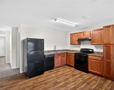 18303 Gibraltar Lane - Photo Thumbnail 8