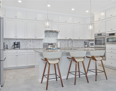 11848 Arbor Trace Drive - Photo Thumbnail 7