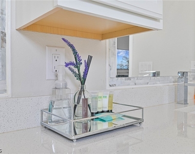 11848 Arbor Trace Drive - Photo Thumbnail 19