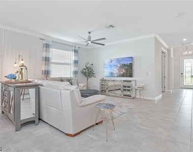11848 Arbor Trace Drive - Photo Thumbnail 5