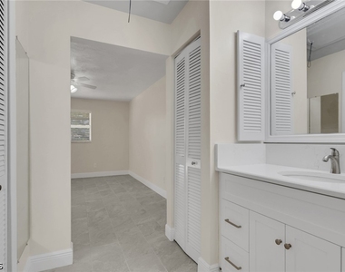 1628 Orchid Boulevard - Photo Thumbnail 8