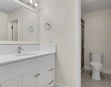 1628 Orchid Boulevard - Photo Thumbnail 10